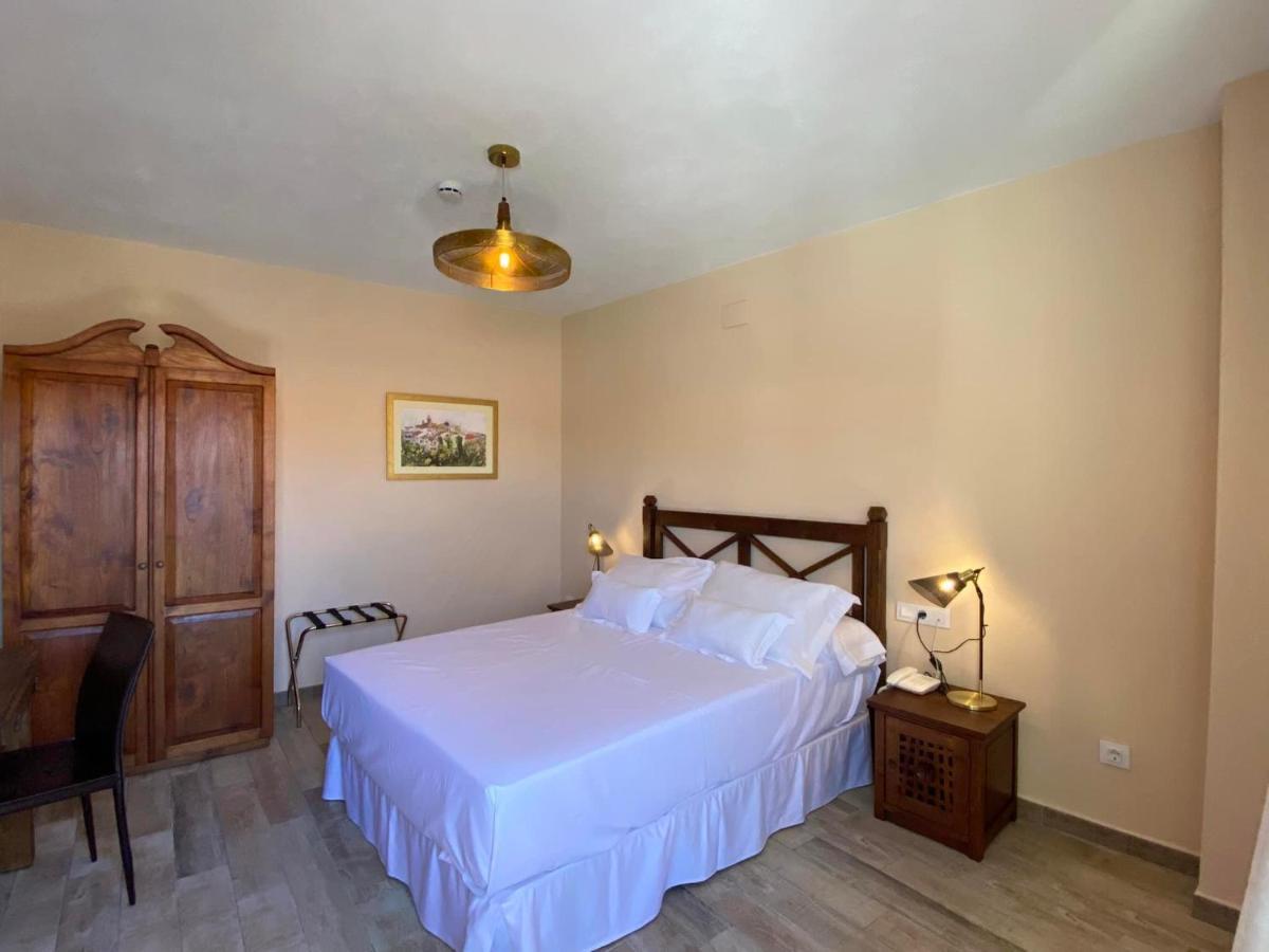 Hotel Palacio Conde Del Alamo Aroche 外观 照片