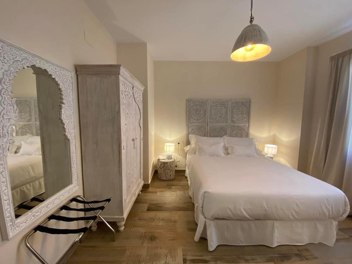 Hotel Palacio Conde Del Alamo Aroche 外观 照片