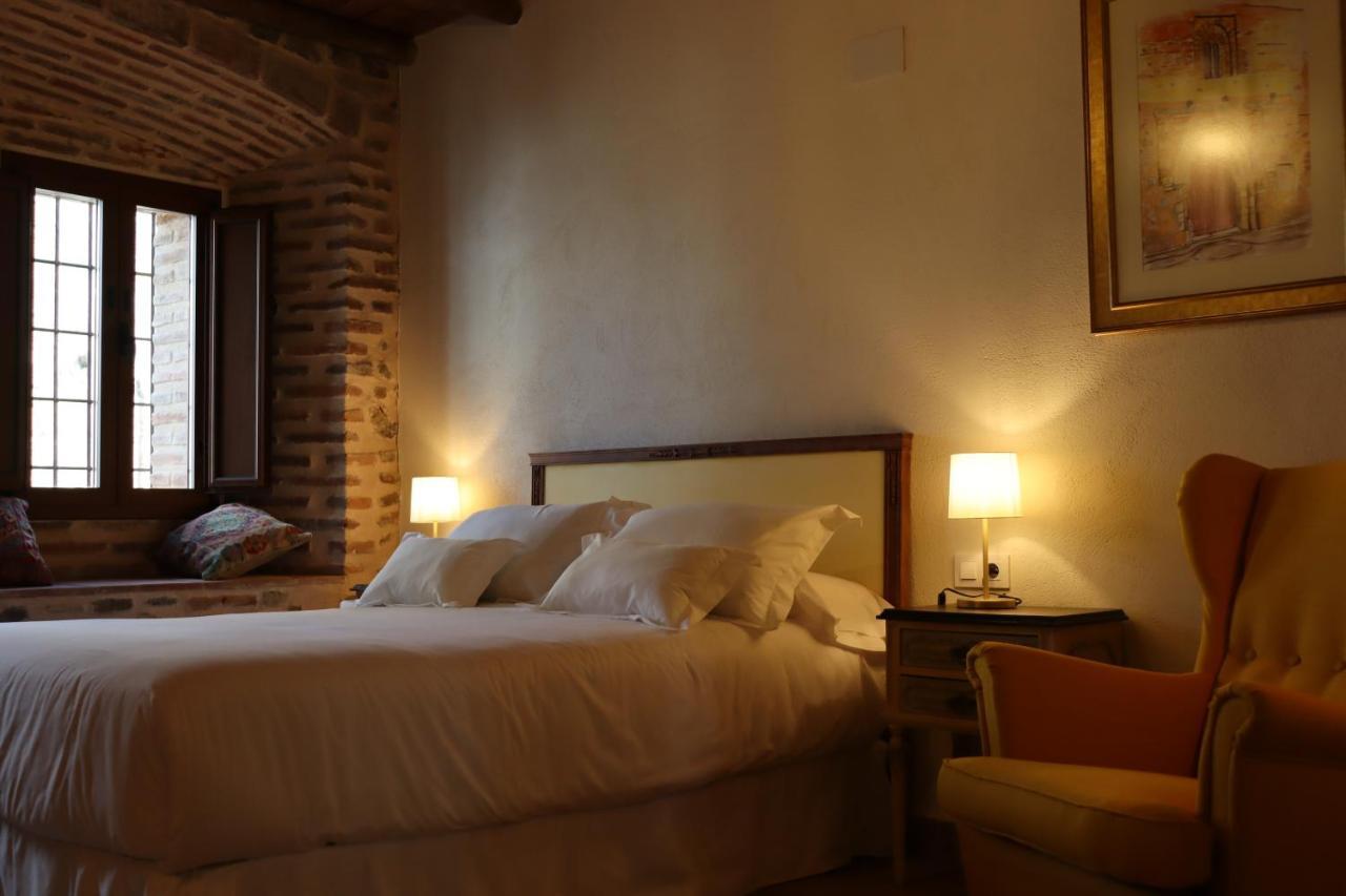 Hotel Palacio Conde Del Alamo Aroche 外观 照片
